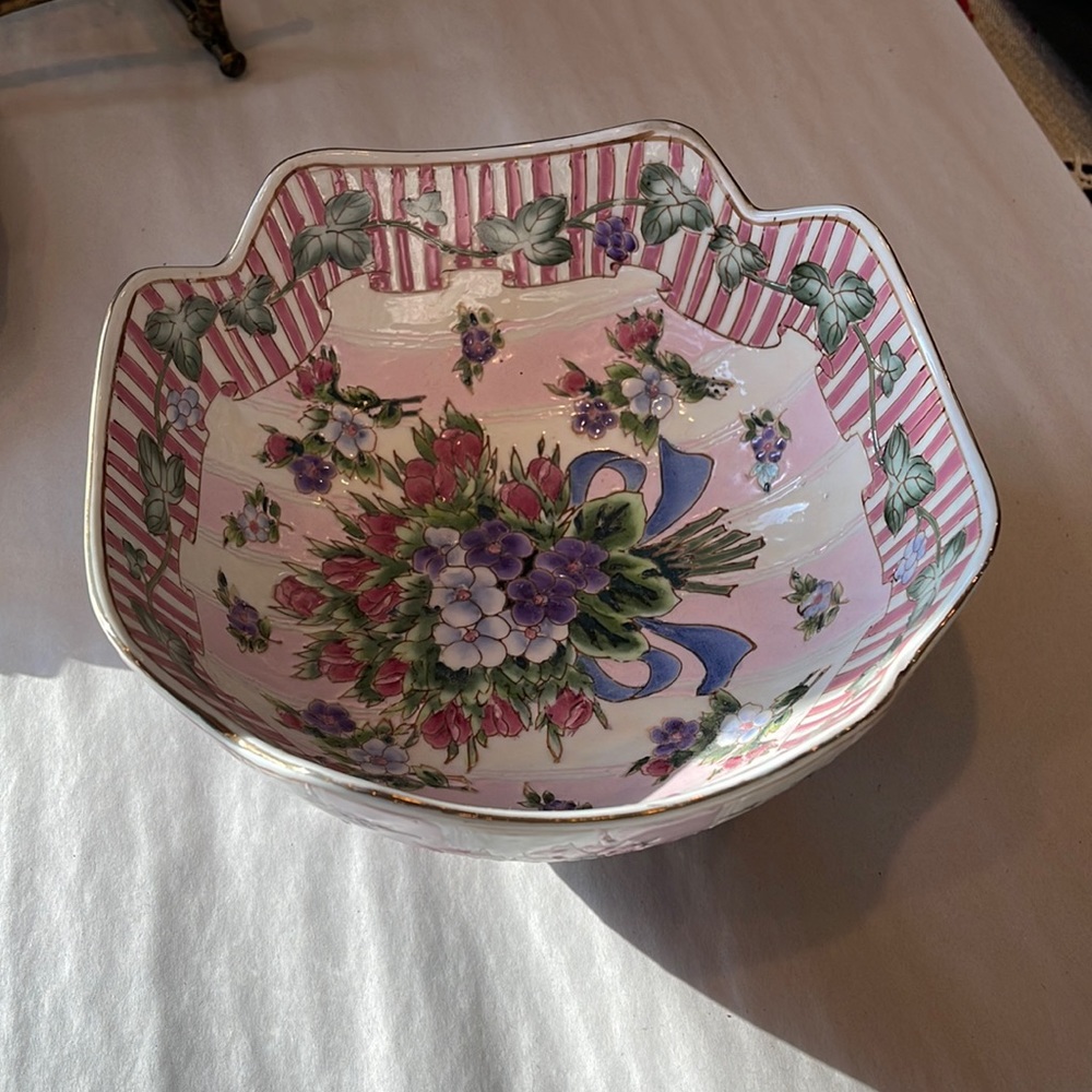 Romantic Vintage Floral Trinket Bowl Pink Scalloped Porcelain Jewelry Dish